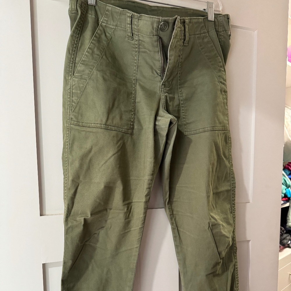 Cabi green zip leg pants